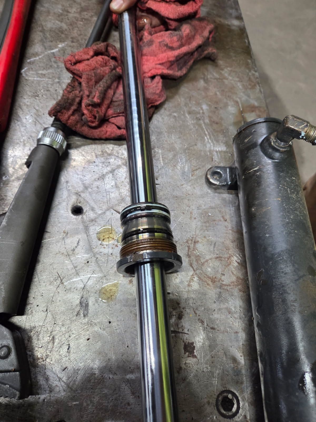 Offering Hydraulic Rebuilds and Custom Hoses in Clarksville image