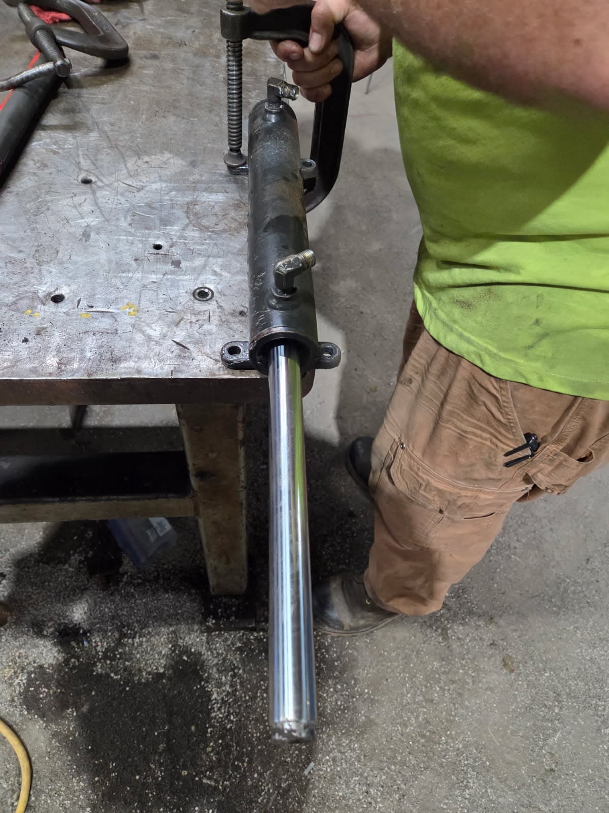 Gallery photos for Offering Hydraulic Rebuilds and Custom Hoses in Clarksville: Image #2